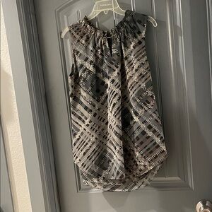 CAbi Floral Geometric Sleeveless Top in Black and Gray